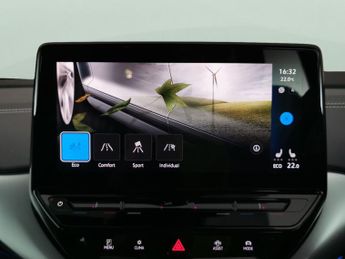 Volkswagen ID.4 Pure Performance 52kWh Life Edition (170 ps) - LED - REVERSE CAM