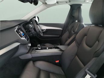 Volvo XC90 2.0h T8 Recharge 18.8kWh Plus Plug-in 4WD (455 ps) - ADAPT CRUIS