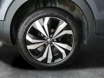 Volkswagen T-cross 1.0 TSI Black Edition DSG (110 ps) - BLIND SPOT ASSIST - LANE DE
