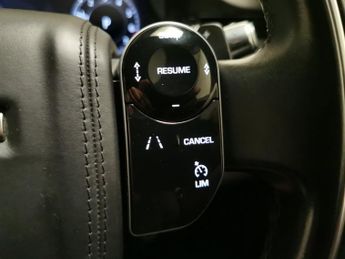 Land Rover Discovery Sport 1.5 P300e 12.2kWh R-Dynamic HSE Plug-in 4WD (309 ps) - MERIDIAN 