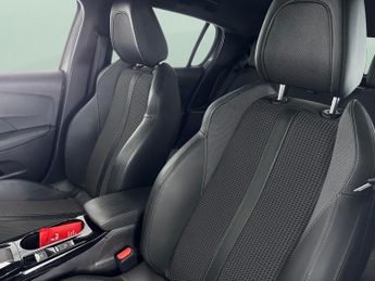 Peugeot E-208 50kWh GT (11kW Charger) (136 ps) - BLIND SPOT ASSIST - LANE DEPA