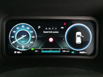 Hyundai Kona 64kWh Premium (10.5kW Charger) (204 ps) - KEYLESS ENTRY - LED - 