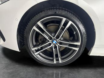 BMW 1 Series 1.5 118i M Sport DCT (136 ps) - LED - REVERSE CAM - HEATED LEATH