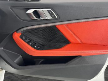 BMW 1 Series 1.5 118i M Sport DCT (136 ps) - LED - REVERSE CAM - HEATED LEATH
