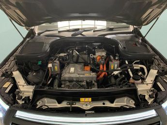 Mercedes-Benz EQC EQC 400 80kWh AMG Line 4MATIC (408 ps) - HEATED LEATHER - COMFOR