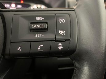Nissan X-TRAIL 1.5 h e-POWER Acenta Premium (204 ps) - LANE DEPARTURE  - BLIND 