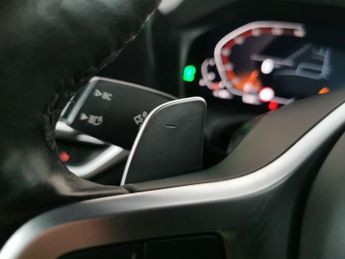 BMW 4 Series 2.0 420i M Sport Convertible (184 ps) - WIND DEFLECTOR - HEATED 