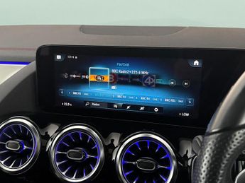 Mercedes-Benz EQA EQA 250+ 70.5kWh AMG Line (Premium) (190 ps) - COMFORT PACK - KE