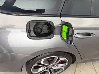 Skoda Octavia 2.0 TDI vRS DSG (200 ps) - BLUETOOTH - PARK SENSORS - DAB