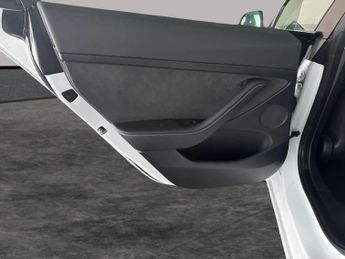Tesla Model 3 (Dual Motor) Long Range 4WDE (346 ps) - PARK ASSIST - LED - REVE