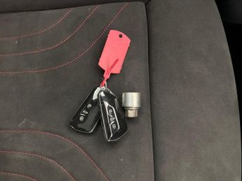 Volkswagen ID.4 77kWh GTX Max 4Motion (299 ps) - PARK ASSIST - LED - HEATED SEAT