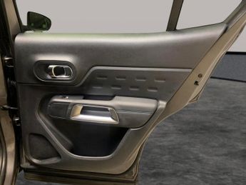 Citroen C5 Aircross 1.6 14.2kWh MAX Plug-in e-EAT8 (225 ps) - CRUISE - PARK SENSORS