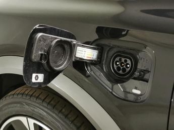 Cupra Formentor 1.4 eHybrid 12.8kWh V1 Plug-in DSG (204 ps) - KEYLESS ENTRY - LE