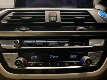 BMW iX3 80kWh Premier Edition Pro (286 ps) - HUD - PARK ASSIST - HK AUDI