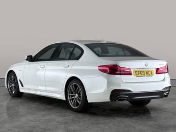 BMW 5 Series 2.0 520d MHT M Sport (190 ps) - BMW CONNECTED PACKAGE PROFESSION