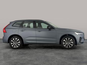 Volvo XC60 2.0 B5 MHEV Plus AWD (250 ps) - CARPLAY - HK AUDIO - KEYLESS ENT
