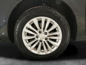 MG Mg5 61.1kWh Exclusive Long Range (156 ps) - REVERSE CAM - NAV - HEAT