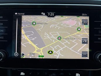 Skoda Superb 1.4 TSI iV 13kWh SE Technology Plug-in DSG (218 ps) - DRIVER MEM