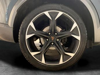 Cupra Formentor 1.4 eHybrid 12.8kWh V2 Plug-in DSG (204 ps) - LED - REVERSE CAM 