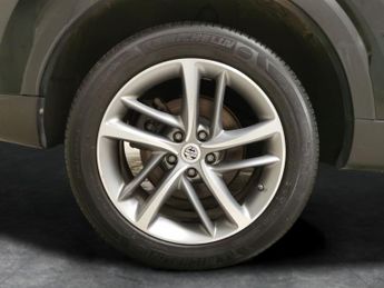 MG Mg Hs 1.5 T-GDI 16.6kWh Exclusive Plug-in (258 ps) - KEYLESS ENTRY - L