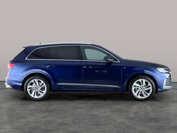 Audi Q7 3.0 TDI V6 45 Black Edition Tiptronic quattro (231 ps) - REVERSE