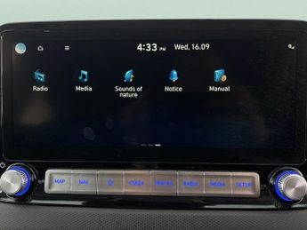 Hyundai Kona 64kWh Premium (10.5kW Charger) (204 ps) - UPGRADED SOUND - LED
