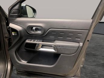 Citroen C5 Aircross 1.6 14.2kWh MAX Plug-in e-EAT8 (225 ps) - CRUISE - PARK SENSORS