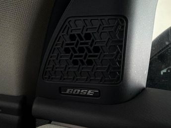 Nissan Ariya 87kWh Evolve 22kW Charger (242 ps) - BOSE - 360 CAM - LED