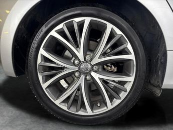 Toyota Yaris 1.5 VVT-h Excel E-CVT (116 ps) - BLIND SPOT ASSIST - WIFI