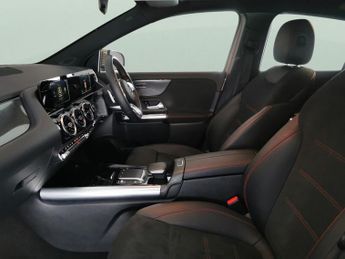 Mercedes-Benz GLA 1.3 GLA200 AMG Line 7G-DCT (163 ps) - CARPLAY - NAV - HEATED SEA