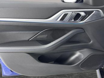 BMW i4 250kW eDrive40 M Sport 83.9kWh [Pro Pack] - SUN PROTECTION GLASS