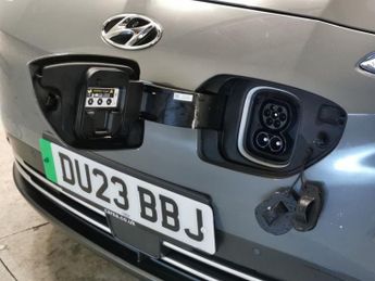 Hyundai Kona 64kWh Premium (10.5kW Charger) (204 ps) - HEATED SEATS - HEATED 