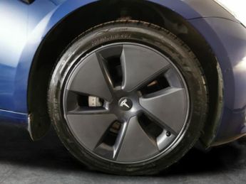 Tesla Model 3 Standard Range Plus RWD (241 bhp) - PARK ASSIST - LED - REVERSE 