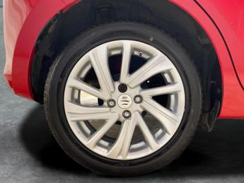 Suzuki Swift 1.2 Dualjet MHEV SZ-T CVT (83 ps) - BLUETOOTH - AIR CON - PRIVAC