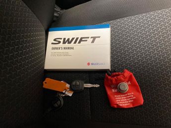 Suzuki Swift 1.2 Dualjet MHEV SZ-T CVT (83 ps) - BLUETOOTH - AIR CON - PRIVAC