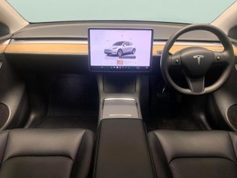 Tesla Model Y (Dual Motor) Long Range 4WDE (384 bhp) - HEATED STEERING - WIFI