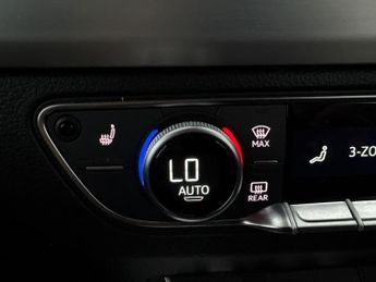 Audi Q5 2.0 TFSIe 50 S line Plug-in S Tronic quattro 17.9kWh (299 ps) - 