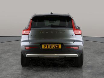 Volvo XC40 2.0 T4 Momentum Pro AWD (190 ps) - ACTIVE LANE ASSIST - LED - RE