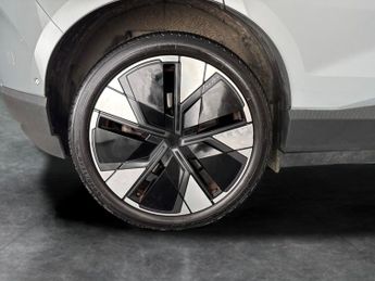 Volvo Ex30 Single Motor Extended Range 69kWh Ultra (272 ps) - ADAPT CRUISE 