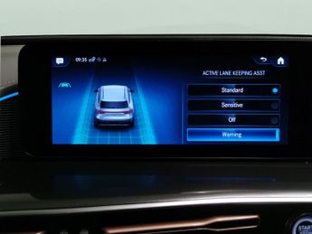 Mercedes-Benz EQC EQC 400 80kWh AMG Line 4MATIC (408 ps) - HEATED LEATHER - LANE D