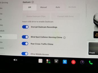 Tesla Model Y (Dual Motor) Long Range 4WDE (384 bhp) - NAV - LEATHER - HEATED 