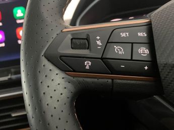 Cupra Formentor 1.4 eHybrid 12.8kWh V1 Plug-in DSG (204 ps) - KEYLESS ENTRY - LE