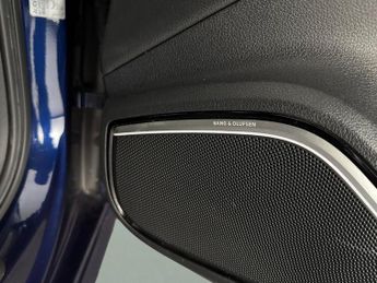 Audi S3 2.0 TFSI Black Edition Sportback S Tronic quattro (310 ps) - DAB