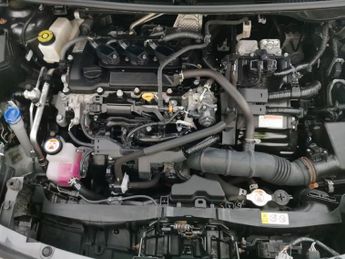 Toyota Yaris Cross 1.5 VVT-h Excel E-CVT (116 ps) - ACTIVE LANE ASSIST - REVERSE CA