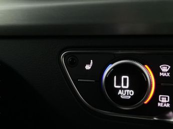 Audi Q5 2.0 TDI 40 S line S Tronic quattro (204 ps) - S LINE SPORTS SUSP