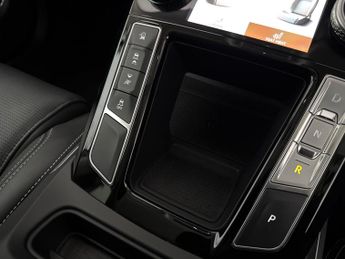 Jaguar I-PACE 400 90kWh HSE 4WD (400 ps) - REVERSE CAM - MERIDIAN AUDIO - NAV