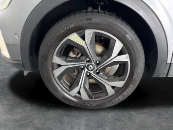 Renault Arkana 1.6 E-TECH E-Tech engineered 2WD (145 ps) - HEATED LEATHER