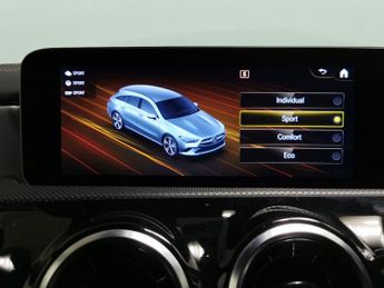 Mercedes-Benz CLA 1.3 CLA200 AMG Line Shooting Brake 7G-DCT (163 ps) - LED - NAV