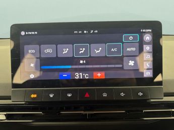 MG Mg4 51kWh SE (170 ps) - FABRIC - BLACK - CARPLAY - LED