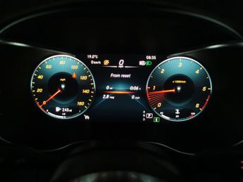 Mercedes-Benz GLC 2.0 GLC300d AMG Line (Premium) G-Tronic+ 4MATIC (245 ps) - HEATE